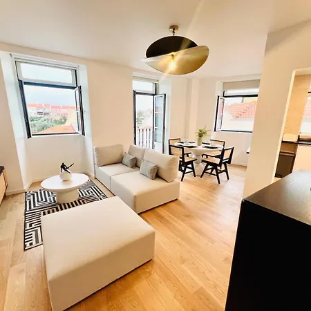 Pink House Beautiful 2 Bedroom Flat In Center Apartmán *