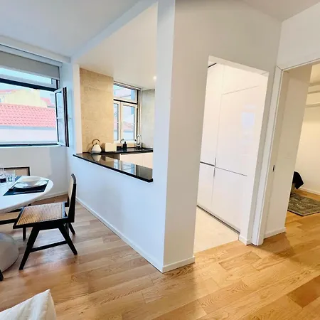 Pink House Beautiful 2 Bedroom Flat In Center Апартаменты