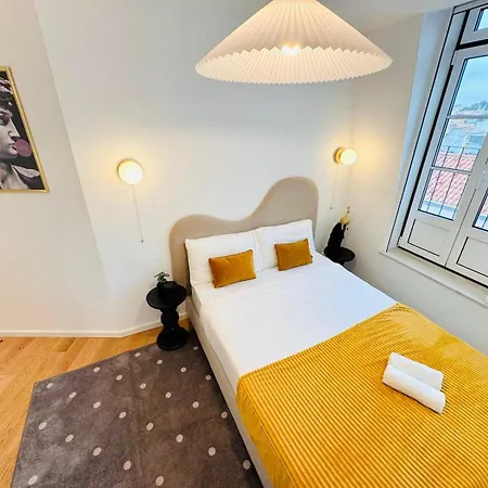 Pink House Beautiful 2 Bedroom Flat In Center Appartement Lisboa