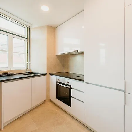 Pink House Beautiful 2 Bedroom Flat In Center *