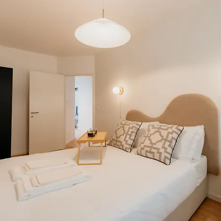 Pink House Beautiful 2 Bedroom Flat In Center Апартаменты *