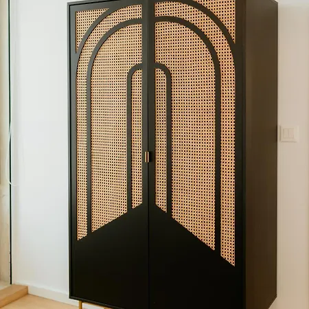 Pink House Beautiful 2 Bedroom Flat In Center * Lissabon