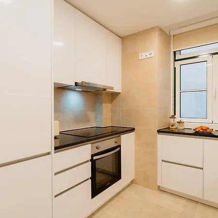 Pink House Beautiful 2 Bedroom Flat In Center *